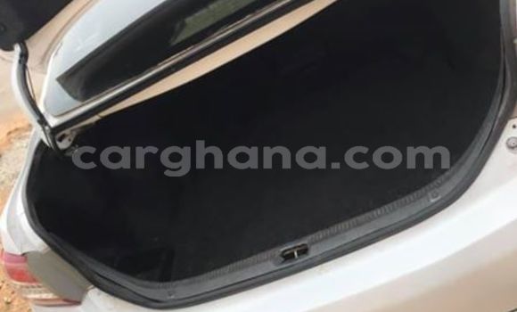 Buy Used Toyota Camry White Car in Accra in Greater Accra Buy Used Toyota Camry White Car in Accra in Greater Accra