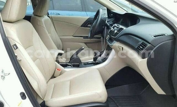 Buy Used Honda Accord White Car in Koforidua in Eastern Buy Used Honda Accord White Car in Koforidua in Eastern