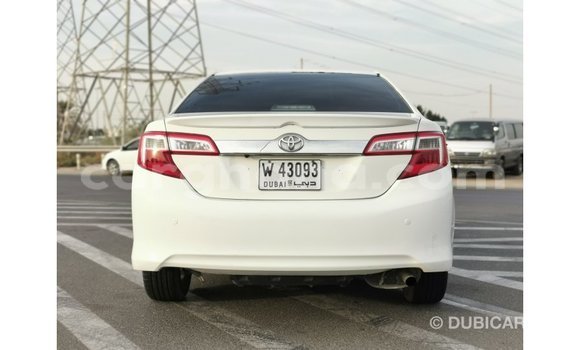 Buy Import Toyota Camry White Car in Import - Dubai in Ashanti Buy Import Toyota Camry White Car in Import - Dubai in Ashanti