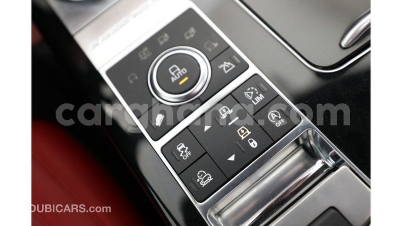 Big with watermark land rover range rover ashanti import dubai 12538