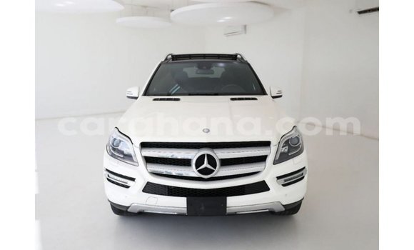 Ra Imported Mercedes‒Benz 1117 funfun Ọkọ̀ akẹ́rù ńlá in Import - Dubai ni Ashanti Ra Imported Mercedes‒Benz 1117 funfun Ọkọ̀ akẹ́rù ńlá in Import - Dubai ni Ashanti
