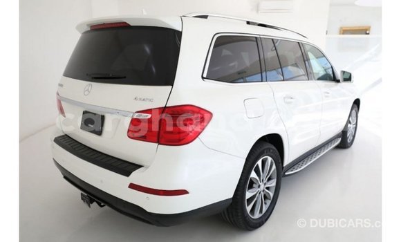 Ra Imported Mercedes‒Benz 1117 funfun Ọkọ̀ akẹ́rù ńlá in Import - Dubai ni Ashanti Ra Imported Mercedes‒Benz 1117 funfun Ọkọ̀ akẹ́rù ńlá in Import - Dubai ni Ashanti