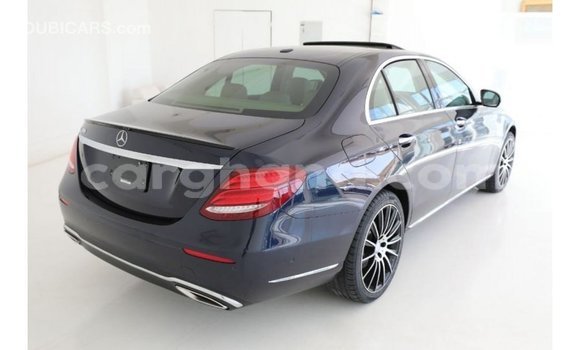 Ra Imported Mercedes‒Benz 1117 Blue Ọkọ̀ akẹ́rù ńlá in Import - Dubai ni Ashanti Ra Imported Mercedes‒Benz 1117 Blue Ọkọ̀ akẹ́rù ńlá in Import - Dubai ni Ashanti