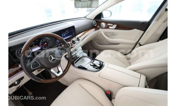 Ra Imported Mercedes‒Benz 1117 Blue Ọkọ̀ akẹ́rù ńlá in Import - Dubai ni Ashanti Ra Imported Mercedes‒Benz 1117 Blue Ọkọ̀ akẹ́rù ńlá in Import - Dubai ni Ashanti