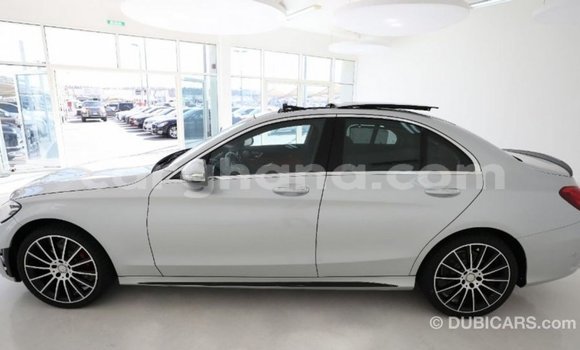 Sayi Imported Mercedes‒Benz 1117 Sauran Babbar mota in Import - Dubai a Ashanti Sayi Imported Mercedes‒Benz 1117 Sauran Babbar mota in Import - Dubai a Ashanti