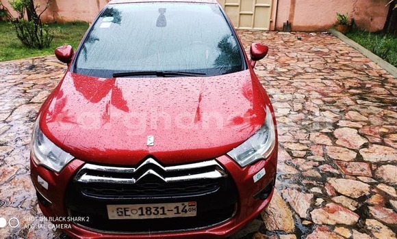 Buy Used Citroen DS4 Red Car in Accra in Greater Accra Buy Used Citroen DS4 Red Car in Accra in Greater Accra