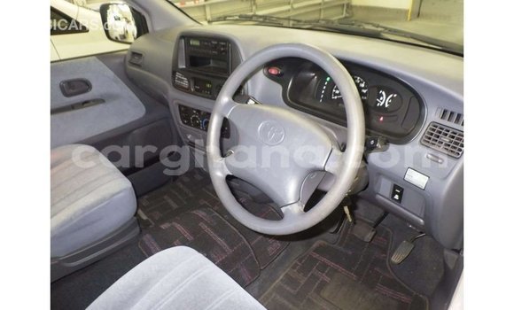 Buy Import Toyota 4Runner White Car in Import - Dubai in Ashanti Buy Import Toyota 4Runner White Car in Import - Dubai in Ashanti
