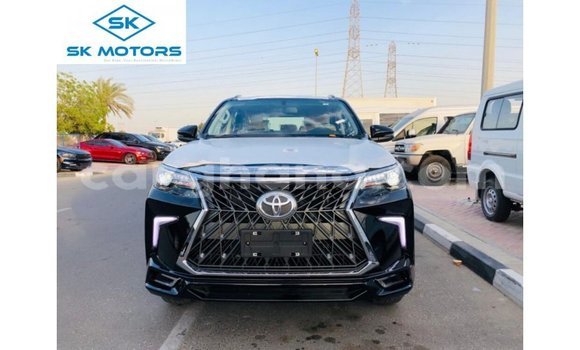 Sayi Imported Toyota Fortuner Black Mota in Import - Dubai a Ashanti Sayi Imported Toyota Fortuner Black Mota in Import - Dubai a Ashanti