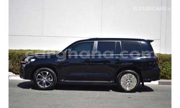 Buy Import Toyota Land Cruiser Black Car in Import - Dubai in Ashanti Buy Import Toyota Land Cruiser Black Car in Import - Dubai in Ashanti