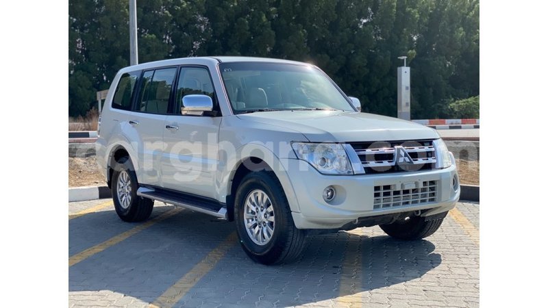 Big with watermark mitsubishi pajero ashanti import dubai 12595