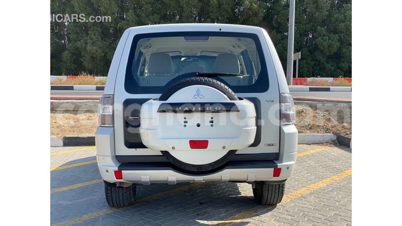 Big with watermark mitsubishi pajero ashanti import dubai 12595