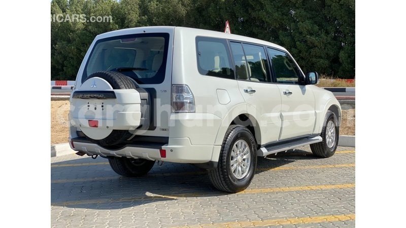 Big with watermark mitsubishi pajero ashanti import dubai 12595