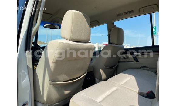 Sayi Imported Mitsubishi Pajero White Mota in Import - Dubai a Ashanti Sayi Imported Mitsubishi Pajero White Mota in Import - Dubai a Ashanti