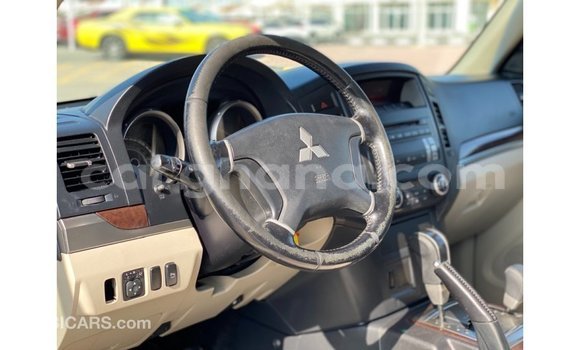 Sayi Imported Mitsubishi Pajero White Mota in Import - Dubai a Ashanti Sayi Imported Mitsubishi Pajero White Mota in Import - Dubai a Ashanti