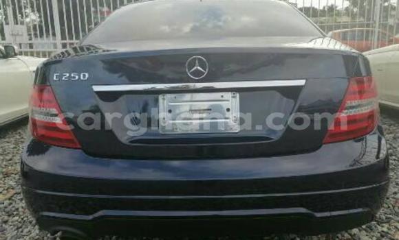 Ra Àlòkù Mercedes‒Benz C–Class Black Ọkọ̀ in Accra ni Greater Accra Ra Àlòkù Mercedes‒Benz C–Class Black Ọkọ̀ in Accra ni Greater Accra