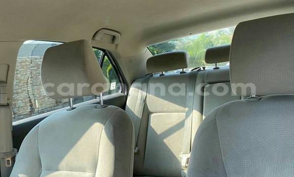 Ra Àlòkù Toyota Land Cruiser Prado funfun Ọkọ̀ in Accra ni Greater Accra Ra Àlòkù Toyota Land Cruiser Prado funfun Ọkọ̀ in Accra ni Greater Accra