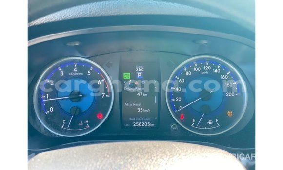 Buy Import Toyota Hilux White Car in Import - Dubai in Ashanti Buy Import Toyota Hilux White Car in Import - Dubai in Ashanti