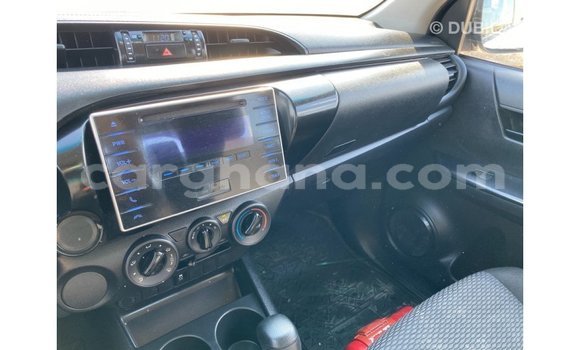 Buy Import Toyota Hilux White Car in Import - Dubai in Ashanti Buy Import Toyota Hilux White Car in Import - Dubai in Ashanti