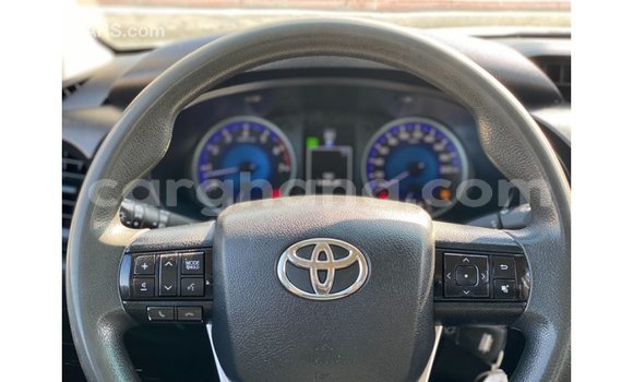 Buy Import Toyota Hilux White Car in Import - Dubai in Ashanti Buy Import Toyota Hilux White Car in Import - Dubai in Ashanti