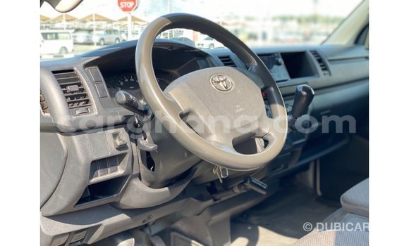 Buy Import Toyota Hiace White Car in Import - Dubai in Ashanti Buy Import Toyota Hiace White Car in Import - Dubai in Ashanti