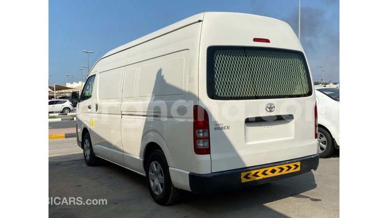 Big with watermark toyota hiace ashanti import dubai 12680