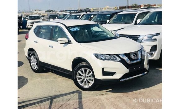 Buy Import Nissan Evalia Red Truck in Import - Dubai in Ashanti Buy Import Nissan Evalia Red Truck in Import - Dubai in Ashanti