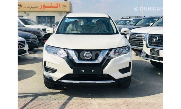 Buy Import Nissan Evalia Red Truck in Import - Dubai in Ashanti Buy Import Nissan Evalia Red Truck in Import - Dubai in Ashanti