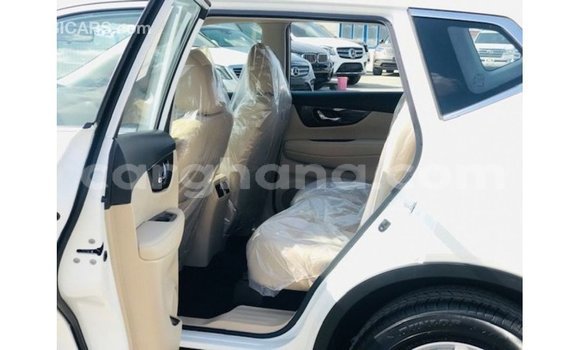 Buy Import Nissan Evalia Red Truck in Import - Dubai in Ashanti Buy Import Nissan Evalia Red Truck in Import - Dubai in Ashanti