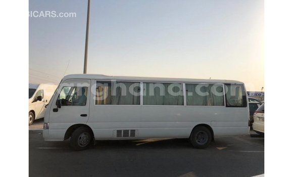 Sayi Imported Toyota Coaster White Mota in Import - Dubai a Ashanti Sayi Imported Toyota Coaster White Mota in Import - Dubai a Ashanti
