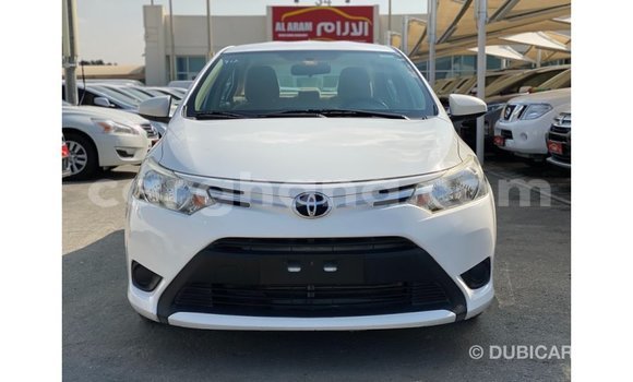 Ra Imported Toyota Yaris funfun Ọkọ̀ in Import - Dubai ni Ashanti Ra Imported Toyota Yaris funfun Ọkọ̀ in Import - Dubai ni Ashanti