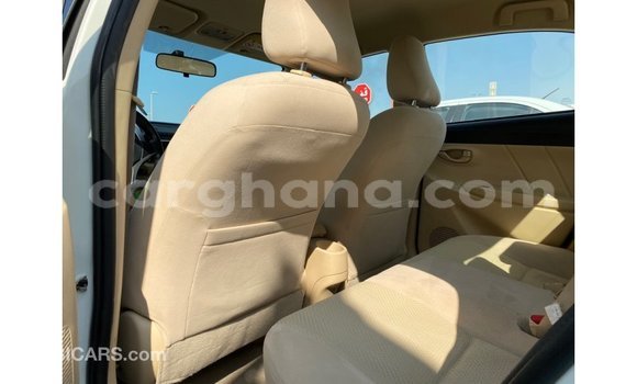 Ra Imported Toyota Yaris funfun Ọkọ̀ in Import - Dubai ni Ashanti Ra Imported Toyota Yaris funfun Ọkọ̀ in Import - Dubai ni Ashanti