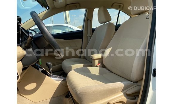 Ra Imported Toyota Yaris funfun Ọkọ̀ in Import - Dubai ni Ashanti Ra Imported Toyota Yaris funfun Ọkọ̀ in Import - Dubai ni Ashanti