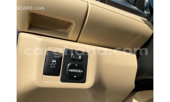 Ra Imported Toyota Yaris funfun Ọkọ̀ in Import - Dubai ni Ashanti Ra Imported Toyota Yaris funfun Ọkọ̀ in Import - Dubai ni Ashanti