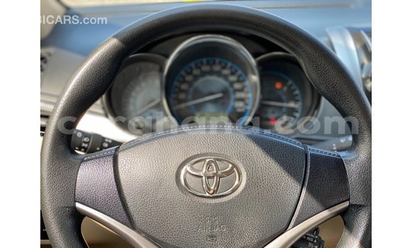 Ra Imported Toyota Yaris funfun Ọkọ̀ in Import - Dubai ni Ashanti Ra Imported Toyota Yaris funfun Ọkọ̀ in Import - Dubai ni Ashanti