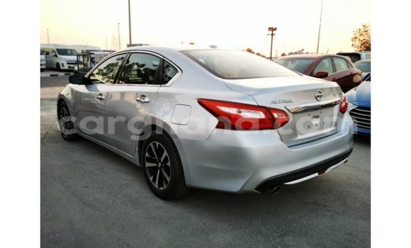 Sayi Imported Nissan Altima Sauran Mota in Import - Dubai a Ashanti Sayi Imported Nissan Altima Sauran Mota in Import - Dubai a Ashanti
