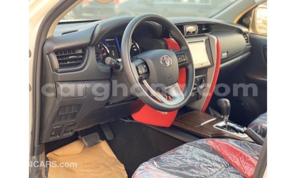 Buy Import Toyota Fortuner White Car in Import - Dubai in Ashanti Buy Import Toyota Fortuner White Car in Import - Dubai in Ashanti