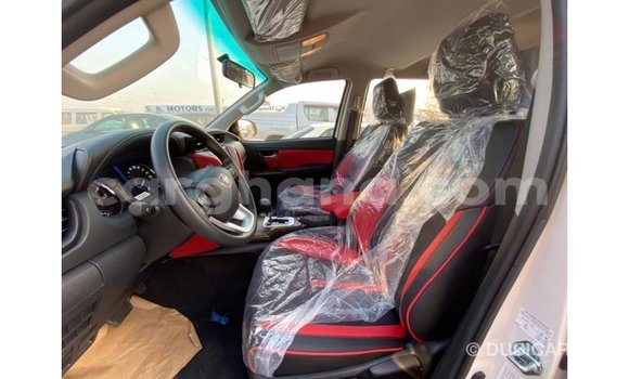 Buy Import Toyota Fortuner White Car in Import - Dubai in Ashanti Buy Import Toyota Fortuner White Car in Import - Dubai in Ashanti