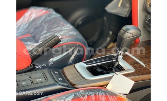 Buy Import Toyota Fortuner White Car in Import - Dubai in Ashanti Buy Import Toyota Fortuner White Car in Import - Dubai in Ashanti