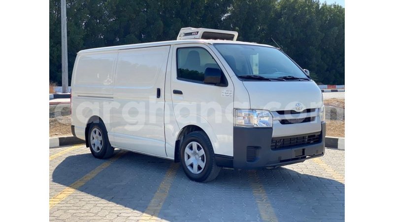 Big with watermark toyota hiace ashanti import dubai 12760