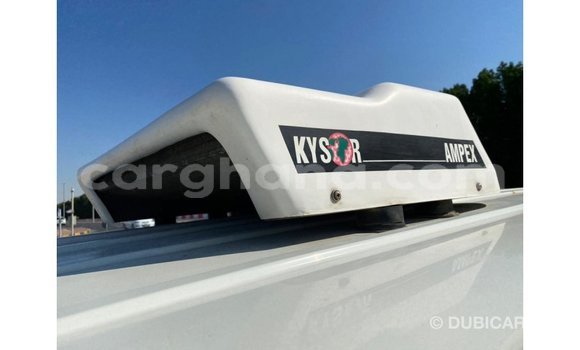 Sayi Imported Toyota Hiace White Mota in Import - Dubai a Ashanti Sayi Imported Toyota Hiace White Mota in Import - Dubai a Ashanti