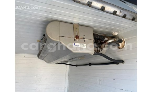 Sayi Imported Toyota Hiace White Mota in Import - Dubai a Ashanti Sayi Imported Toyota Hiace White Mota in Import - Dubai a Ashanti