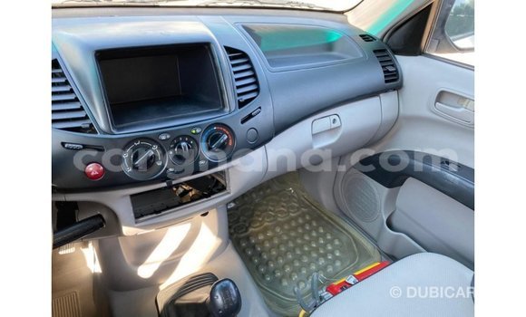 Sayi Imported Mitsubishi L200 White Mota in Import - Dubai a Ashanti Sayi Imported Mitsubishi L200 White Mota in Import - Dubai a Ashanti