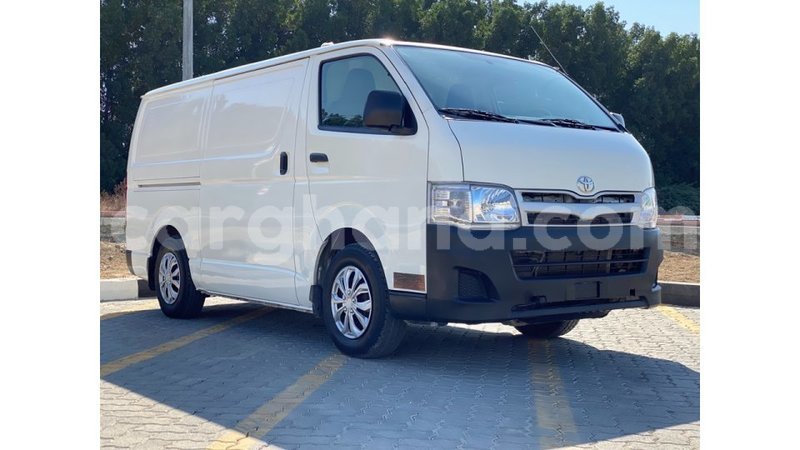 Big with watermark toyota hiace ashanti import dubai 12762