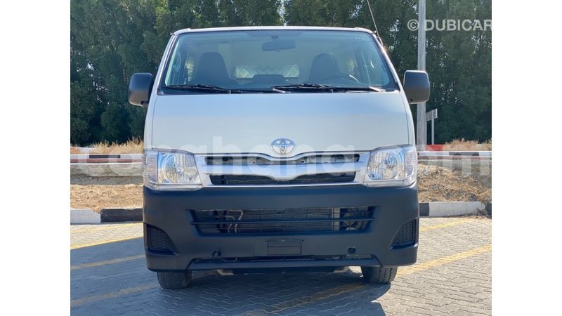 Big with watermark toyota hiace ashanti import dubai 12762