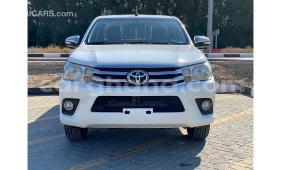 Buy Import Toyota Hilux White Car in Import - Dubai in Ashanti Buy Import Toyota Hilux White Car in Import - Dubai in Ashanti