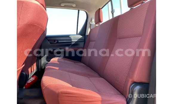 Buy Import Toyota Hilux White Car in Import - Dubai in Ashanti Buy Import Toyota Hilux White Car in Import - Dubai in Ashanti