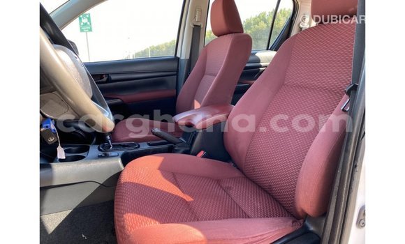Buy Import Toyota Hilux White Car in Import - Dubai in Ashanti Buy Import Toyota Hilux White Car in Import - Dubai in Ashanti