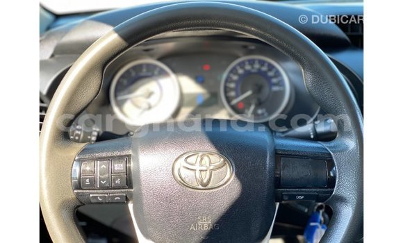 Buy Import Toyota Hilux White Car in Import - Dubai in Ashanti Buy Import Toyota Hilux White Car in Import - Dubai in Ashanti