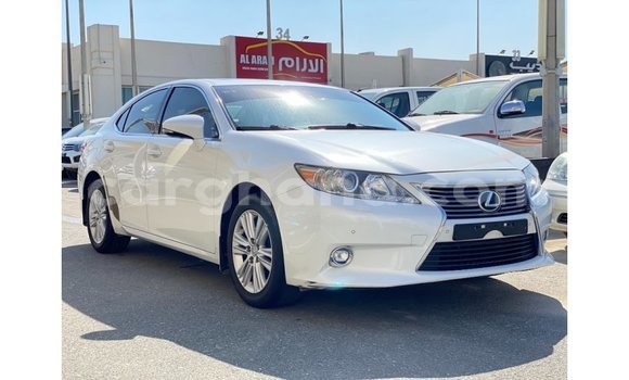Buy Import Lexus ES White Car in Import - Dubai in Ashanti Buy Import Lexus ES White Car in Import - Dubai in Ashanti
