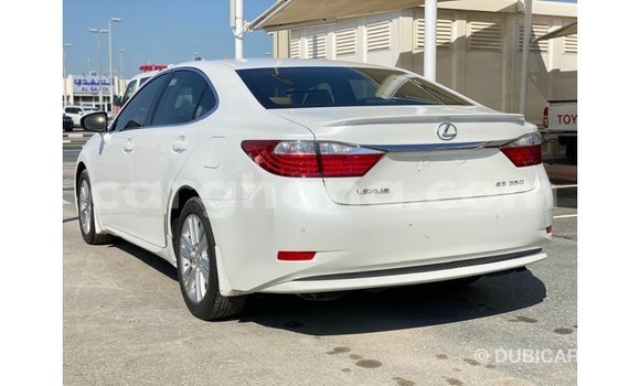 Buy Import Lexus ES White Car in Import - Dubai in Ashanti Buy Import Lexus ES White Car in Import - Dubai in Ashanti